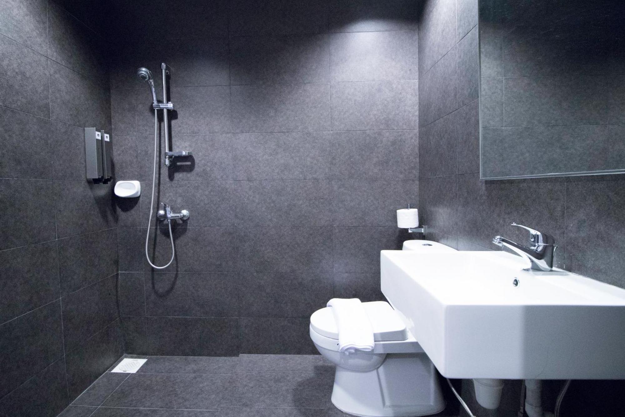 Harbour Ville Hotel - Hamilton Singapura Luaran gambar