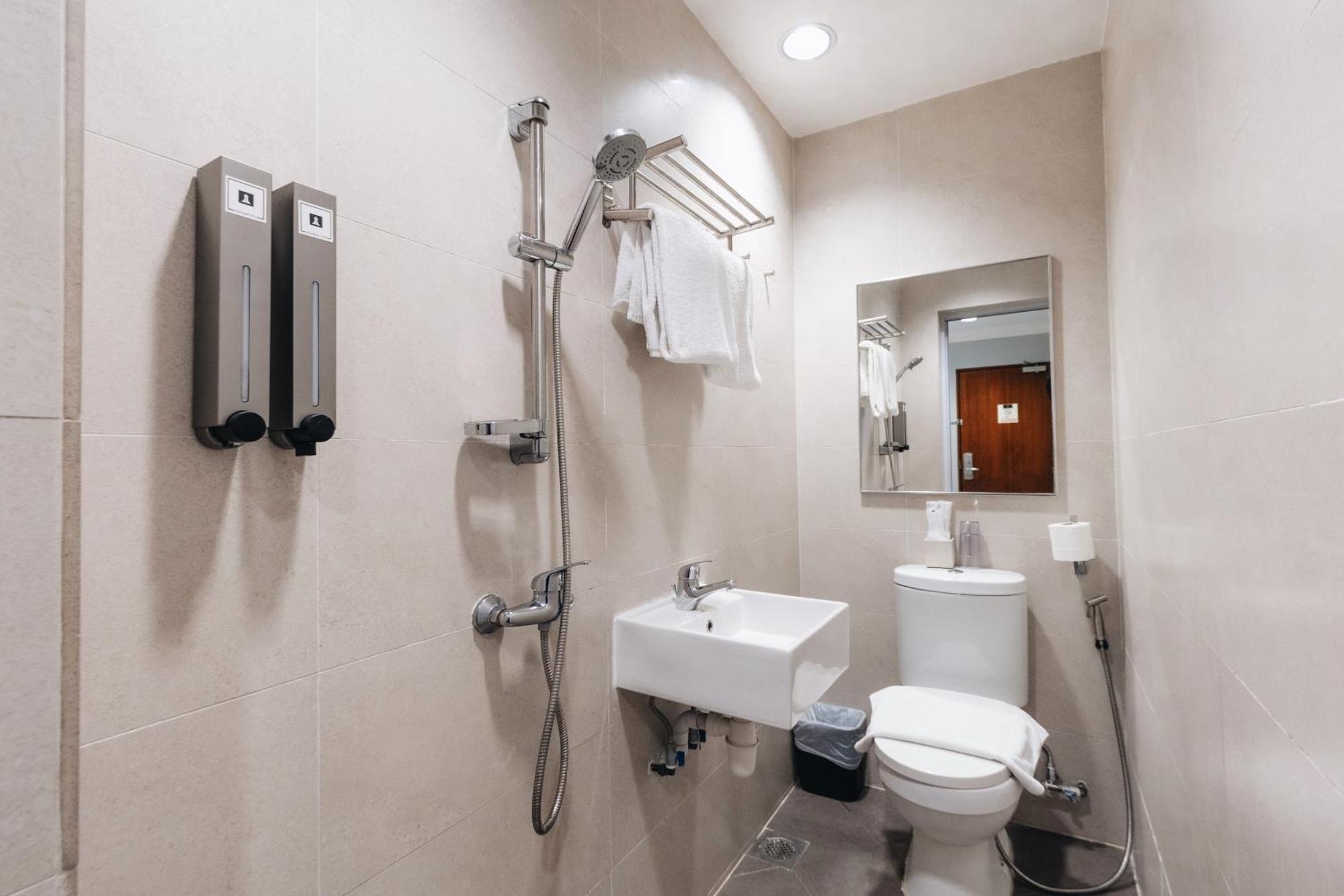 Harbour Ville Hotel - Hamilton Singapura Luaran gambar